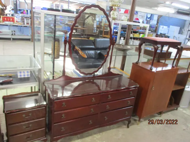 Dressing Table Image 1++