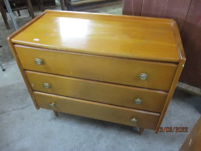 Retro Lowboy Image 1++