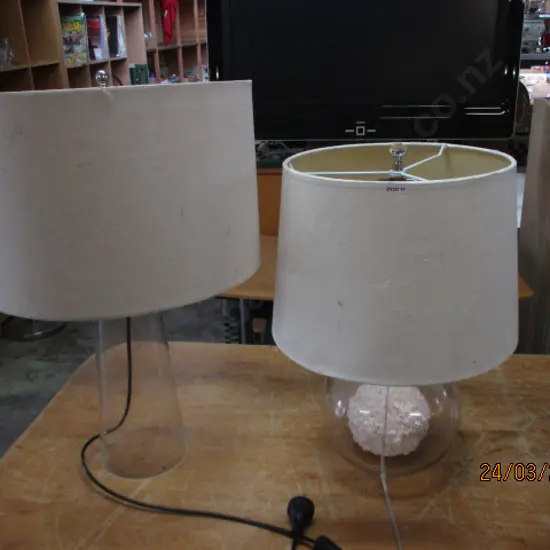 2 Lamps