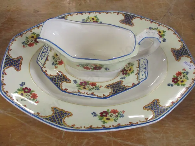 H&K Dinnerware Image 1++