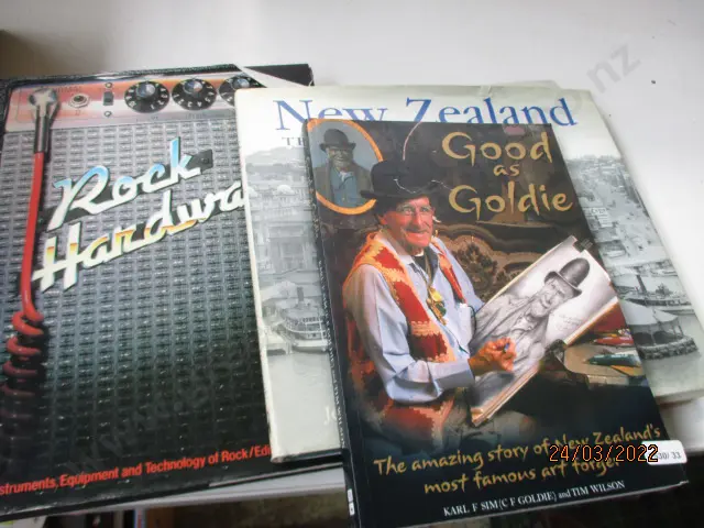 Books Image 1++