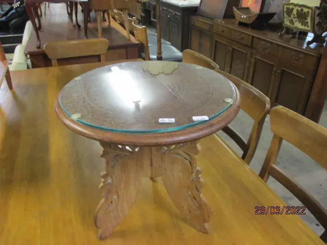 Carved Side Table Image 1++