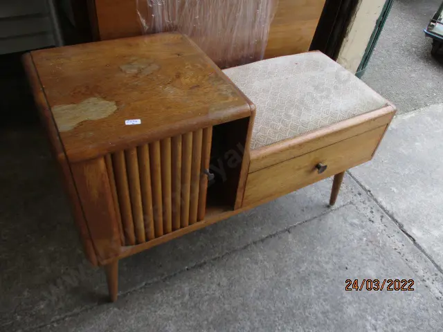 Oak Phone Table Image 1++
