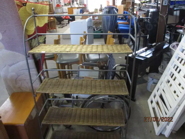 Folding Rack Image 1++