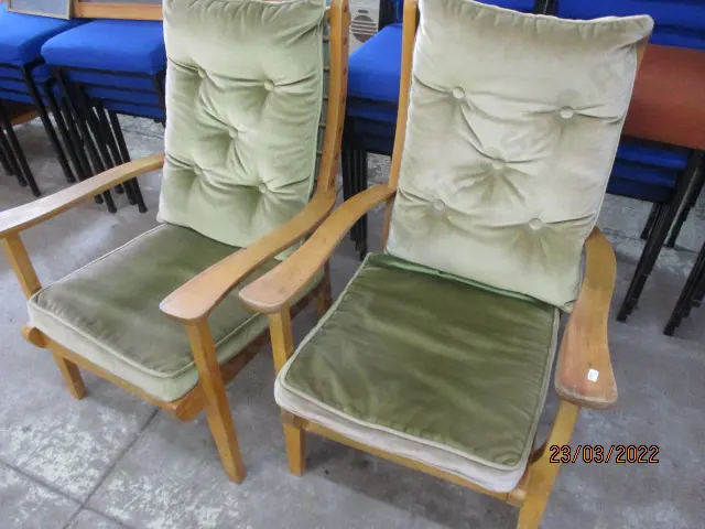 Pr Mid Century Chairs Image 1++