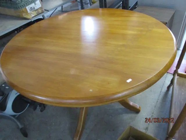 Pedestal Dining Table Image 1++