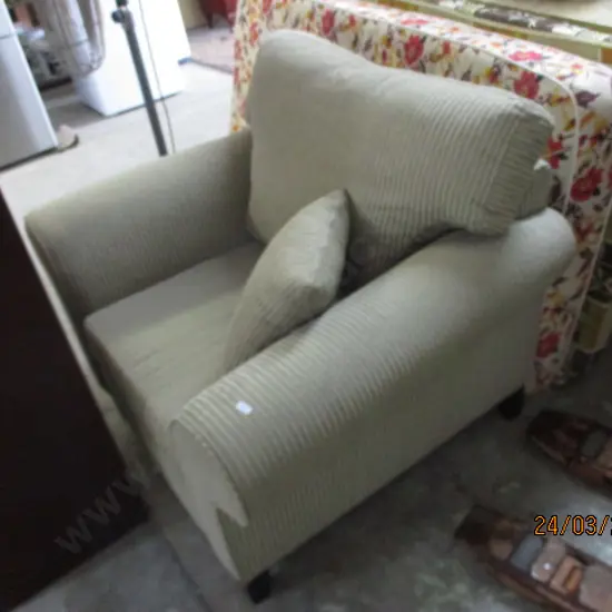 Lounge Chair