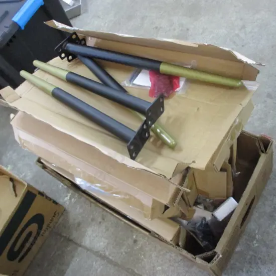 Boxes Table Legs