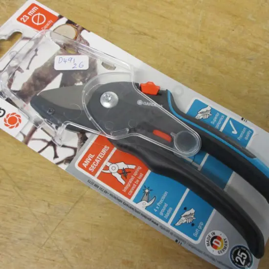 Pruner