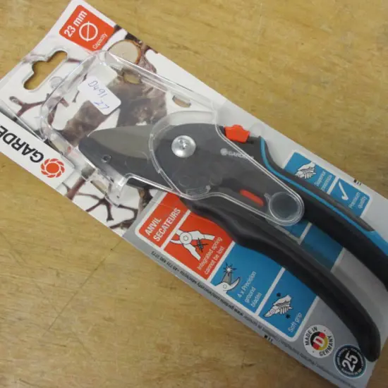 Pruner