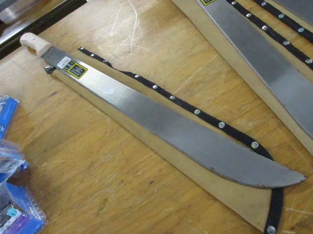 Machete Image 1++