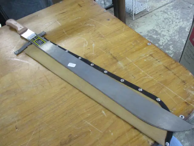 Machete Image 1++