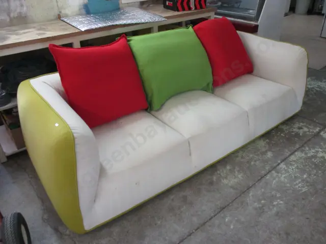 Couch Image 1++
