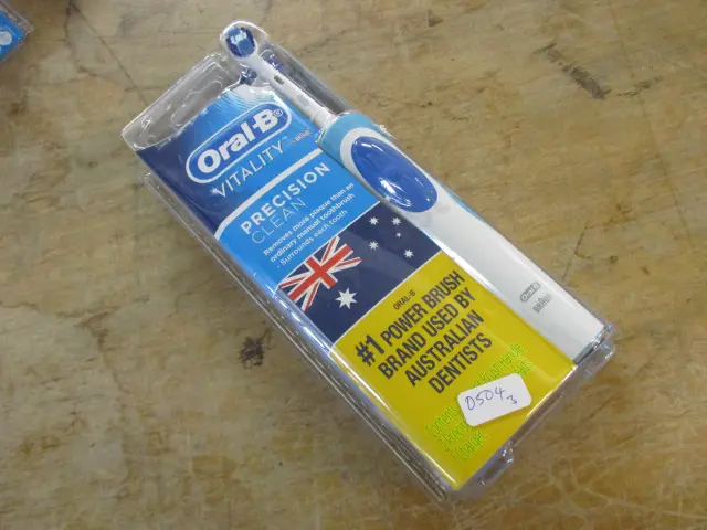 Electric Toothbrush Image 1++