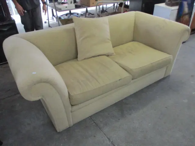 Couch Image 1++