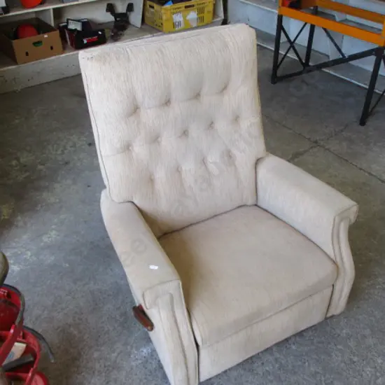 LaZeboy Chair