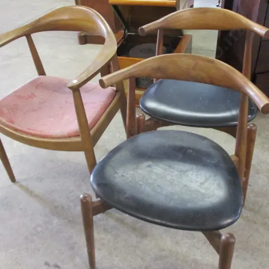 3 Chairs