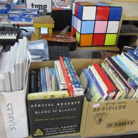 3 Boxes Books