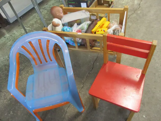 Kids Furn Image 1++