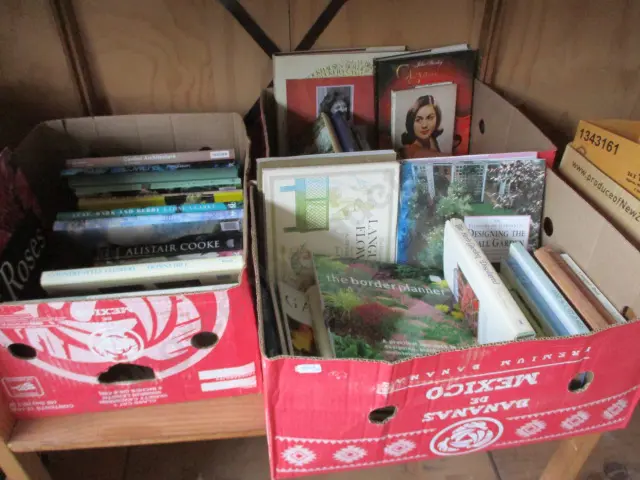 Books Image 1++