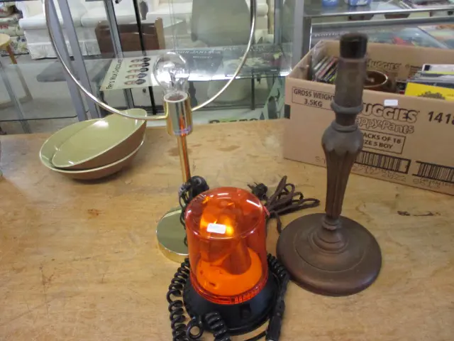 3 Lamps Image 1++