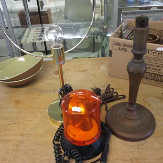 3 Lamps