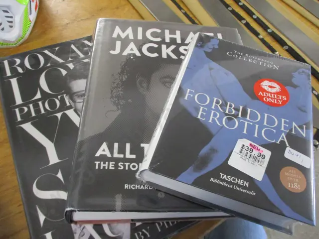 Books Image 1++