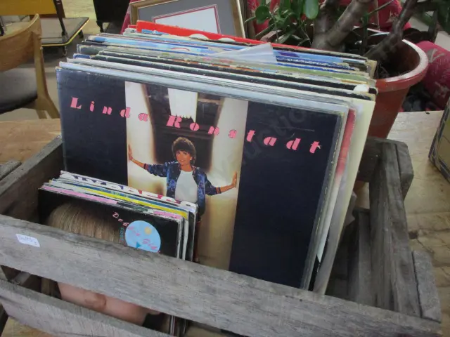 Records Image 1++