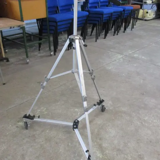 Tripod