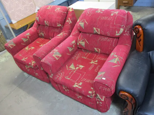 Pr Lounge Chairs Image 1++