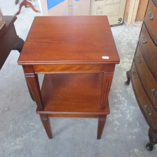 2 Side Tables