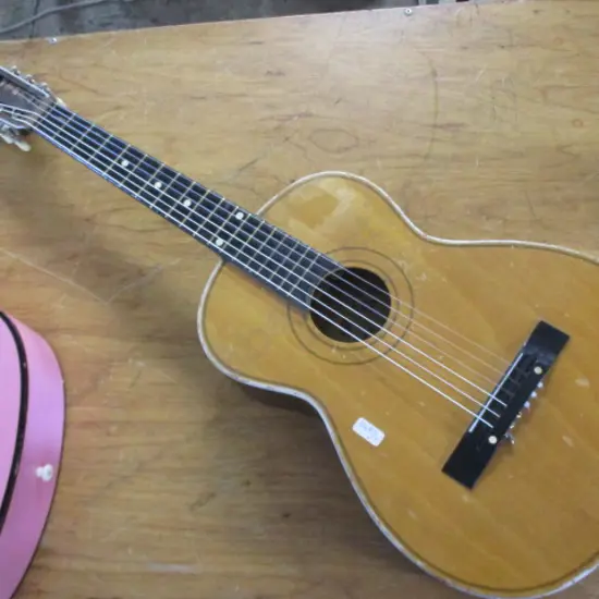 Guitar