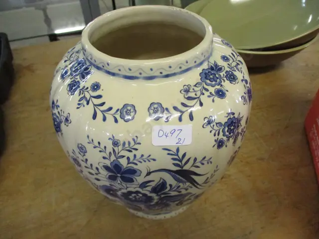 Ginger Jar Image 1++
