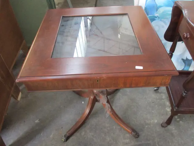 Display Table Image 1++