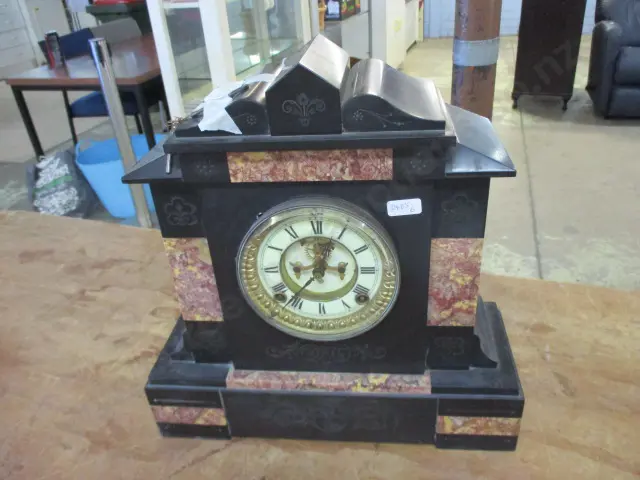 Marble Clock Image 1++