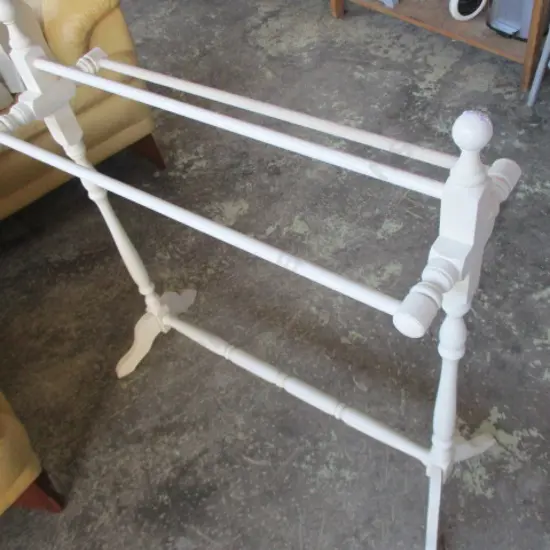 Towel Rack