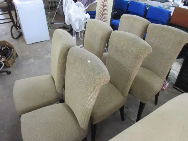 6 Chairs Image 1++