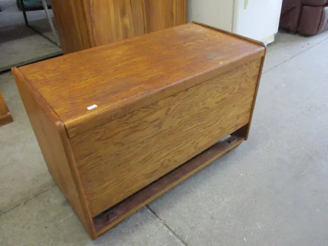 Glory Box (no drawer) Image 1++