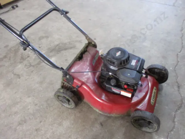 Lawnmower Image 1++