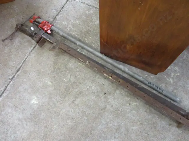 Clamps Image 1++