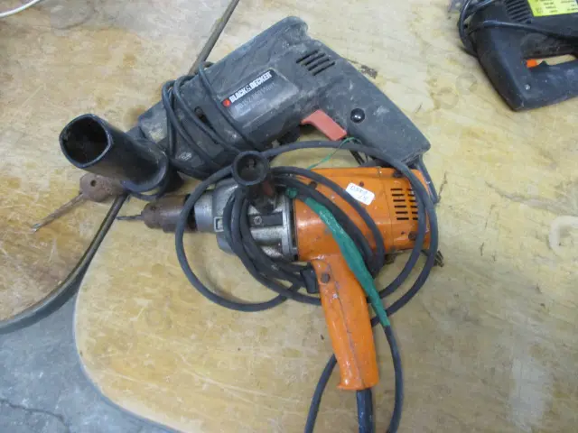 2 Drills Image 1++