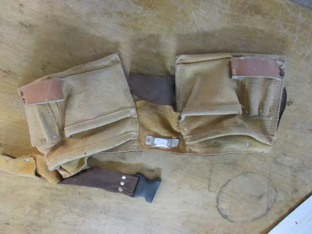 Leather Tool Belt Image 1++