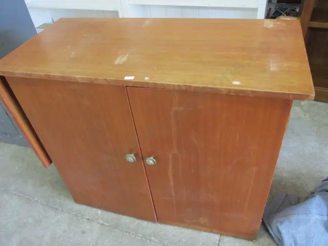 Sewing Cabinet Image 1++