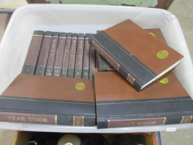 Encyclopaedia Image 1++