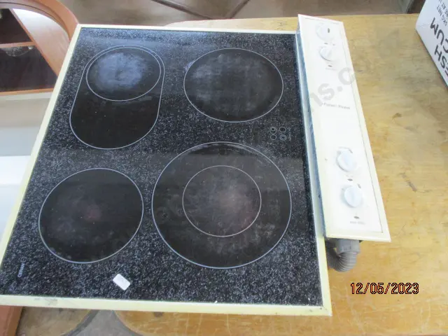 Cooktop Image 1++