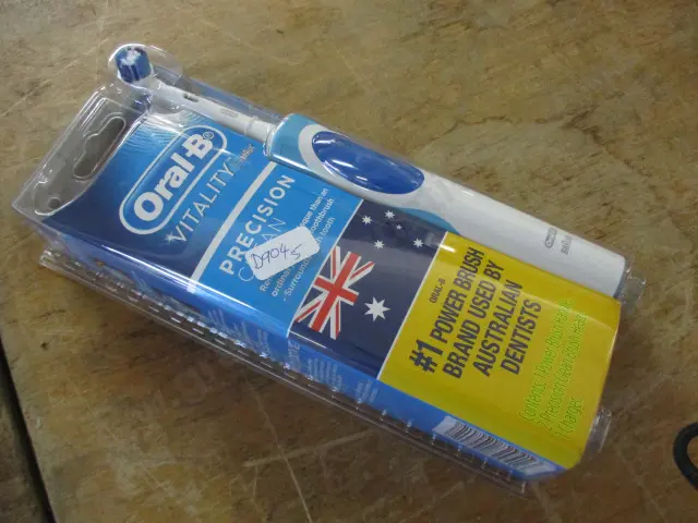 Electric Toothbrush Image 1++