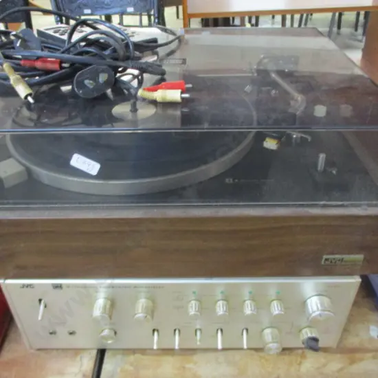 Turntable and Amp