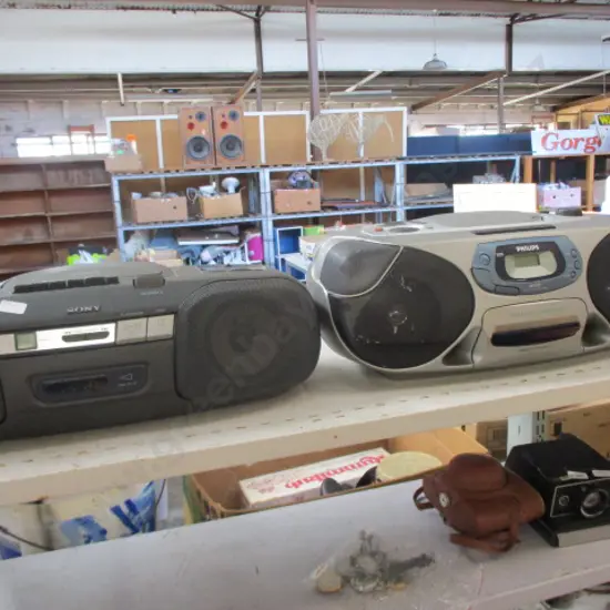 2 Stereos