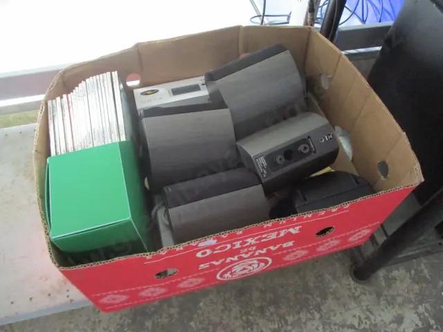 Speakers Image 1++