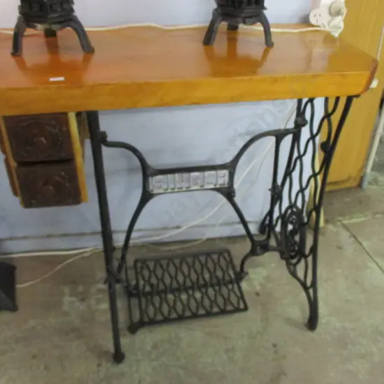 Machine Table